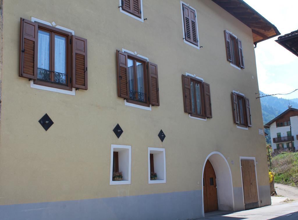 La Casa Della Coccinella Leilighet Cavizzana Eksteriør bilde
